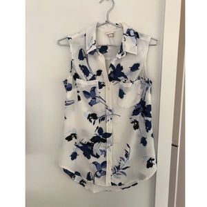White floral sleeveless collared shirt from Merona